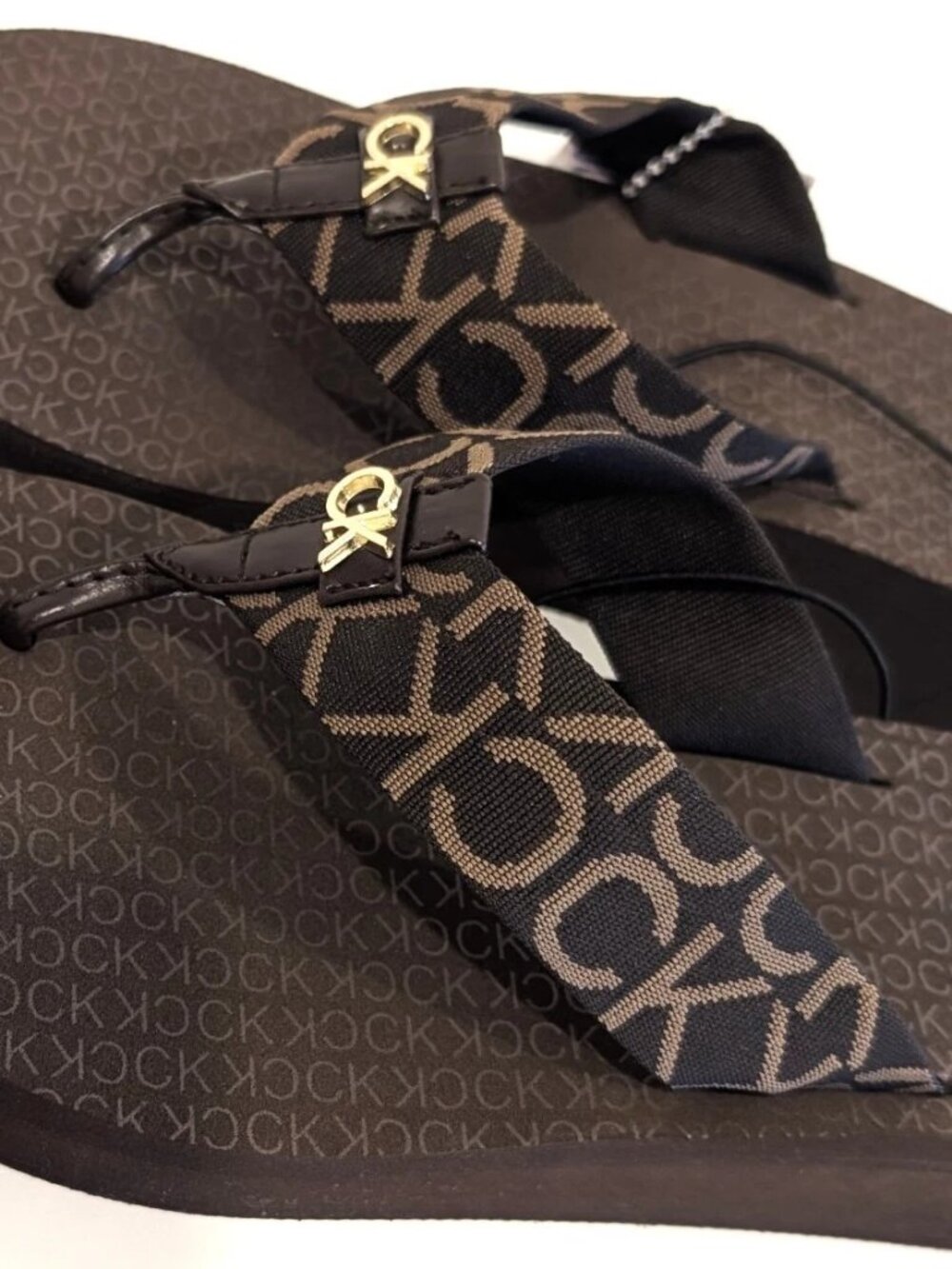 Calvin Klein Womens Monogram Platform Wedge Flip Flops Sandals Brown Size 9 NWT